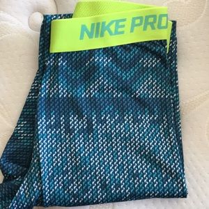 Nike Pro Fitness Pants